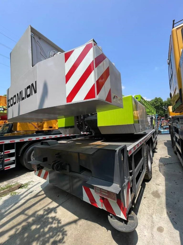 Zoomlion ZCT251V - Кран за всякакви терени: снимка 5 Zoomlion ZCT251V - Кран за всякакви терени: снимка 5
