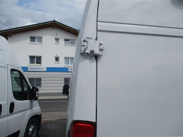 Fiat Ducato - Товарен бус: снимка 4 Fiat Ducato - Товарен бус: снимка 4
