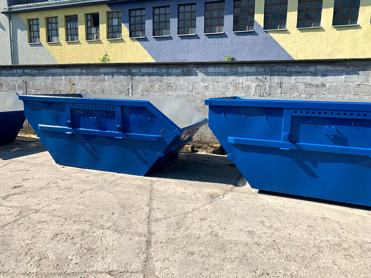 Metal-K Mulda/Bauschuttcontainer M4 - Контейнер за строителни отпадъци: снимка 2 Metal-K Mulda/Bauschuttcontainer M4 - Контейнер за строителни отпадъци: снимка 2