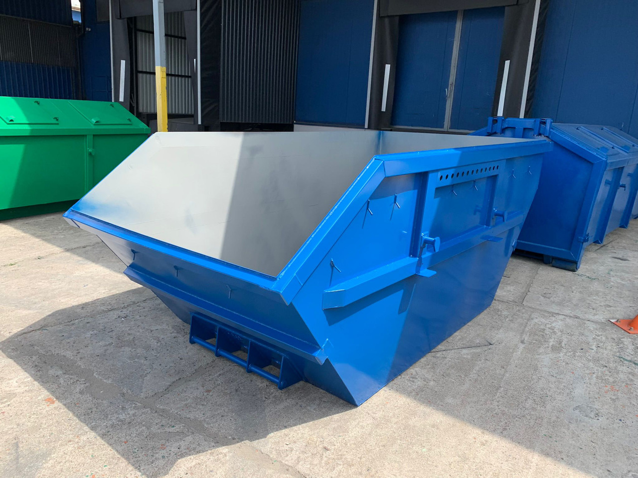 Mulda/Bauschuttcontainer/Absetzmulde/Multicar M1 - Контейнер за строителни отпадъци: снимка 1 Mulda/Bauschuttcontainer/Absetzmulde/Multicar M1 - Контейнер за строителни отпадъци: снимка 1