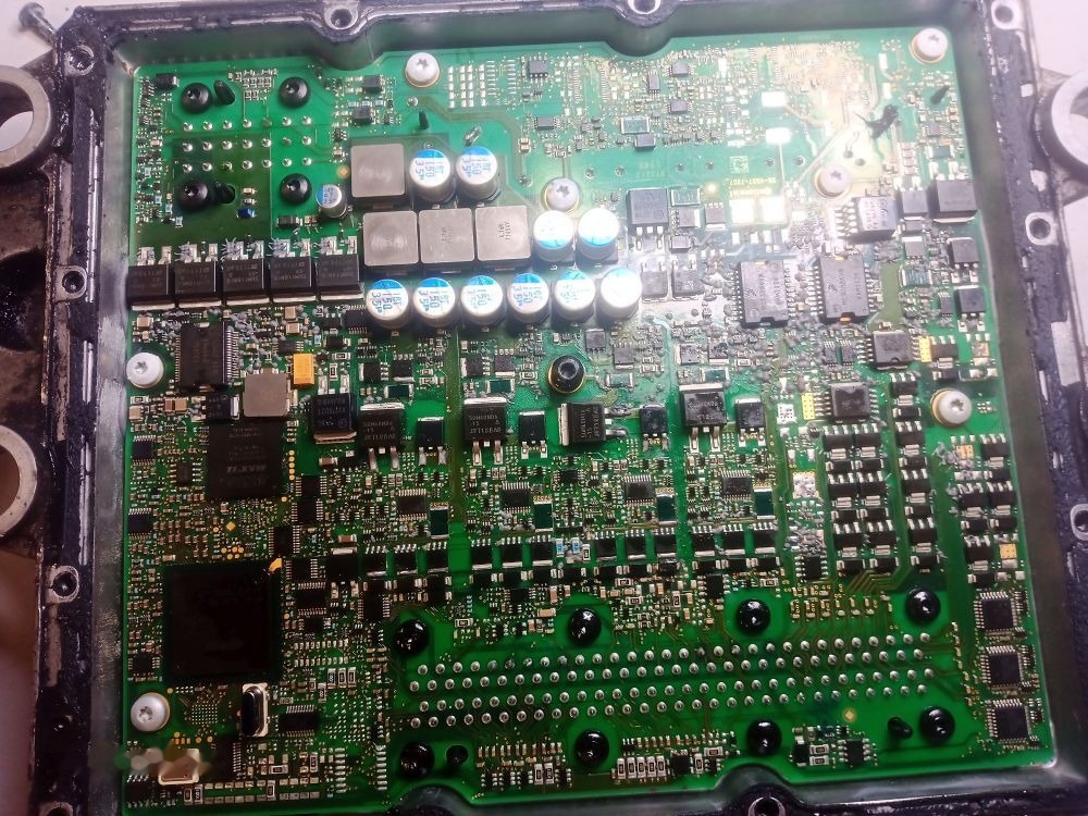 Mercedes-Benz Naprawa sterownik elektroniczny wszystkie marki Mercedes VOLVO R Bosch Naprawa sterownik elektroniczny wszystkie marki Mercedes VOLVO RENAULT - Електрическа система за Камион: снимка 1 Mercedes-Benz Naprawa sterownik elektroniczny wszystkie marki Mercedes VOLVO R Bosch Naprawa sterownik elektroniczny wszystkie marki Mercedes VOLVO RENAULT - Електрическа система за Камион: снимка 1