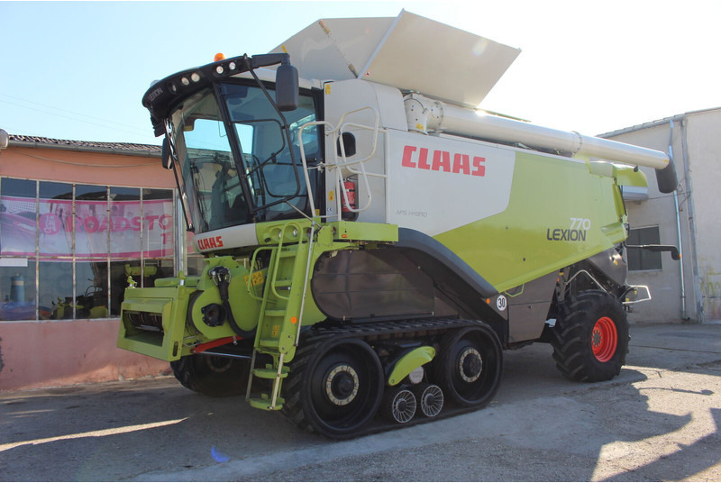 Claas Lexion 770 TT - Зърнокомбайн: снимка 2 Claas Lexion 770 TT - Зърнокомбайн: снимка 2