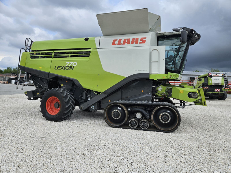 Claas Lexion 770 TT - Зърнокомбайн: снимка 2 Claas Lexion 770 TT - Зърнокомбайн: снимка 2