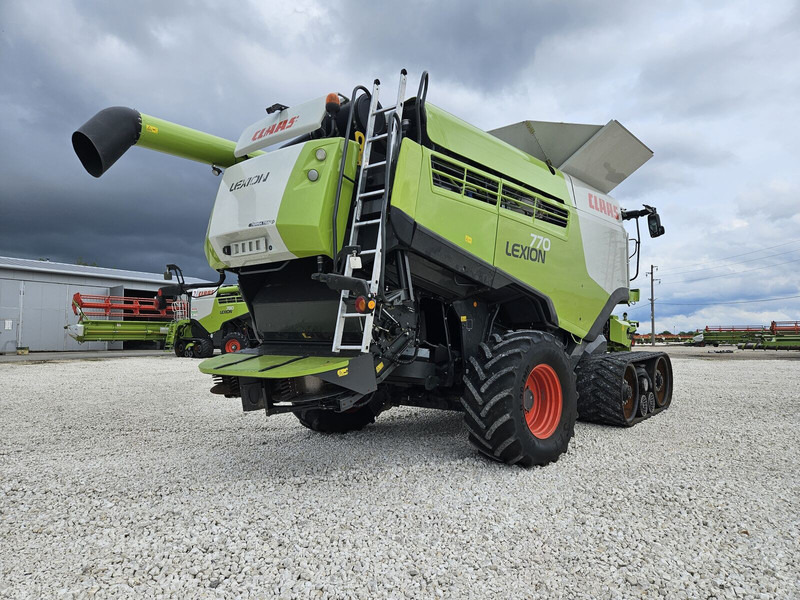 Claas Lexion 770 TT - Зърнокомбайн: снимка 1 Claas Lexion 770 TT - Зърнокомбайн: снимка 1