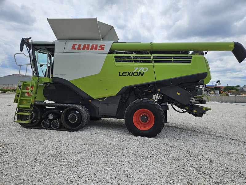 Claas Lexion 770 TT / VARIO 12M - Зърнокомбайн: снимка 4 Claas Lexion 770 TT / VARIO 12M - Зърнокомбайн: снимка 4