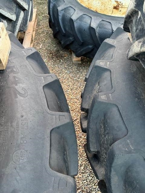 Alliance 520/85R42-38 - Гума: снимка 1 Alliance 520/85R42-38 - Гума: снимка 1