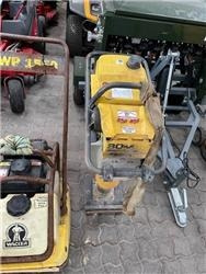 Bomag BT602 - Трамбовка: снимка 1 Bomag BT602 - Трамбовка: снимка 1