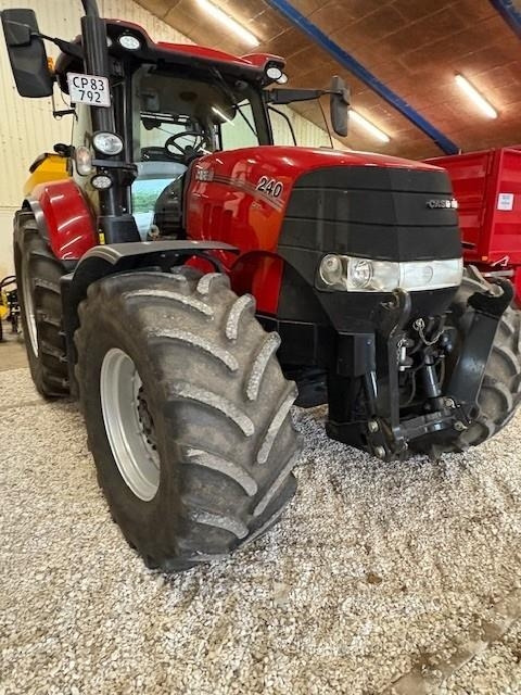 Case IH PUMA 240 CVX - Трактор: снимка 3 Case IH PUMA 240 CVX - Трактор: снимка 3