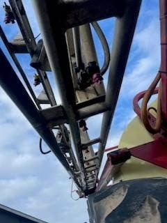 Hardi COMMANDER 4200L - Прикачна пръскачка: снимка 5 Hardi COMMANDER 4200L - Прикачна пръскачка: снимка 5