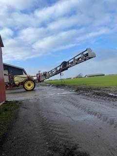 Hardi COMMANDER 4200L - Прикачна пръскачка: снимка 4 Hardi COMMANDER 4200L - Прикачна пръскачка: снимка 4