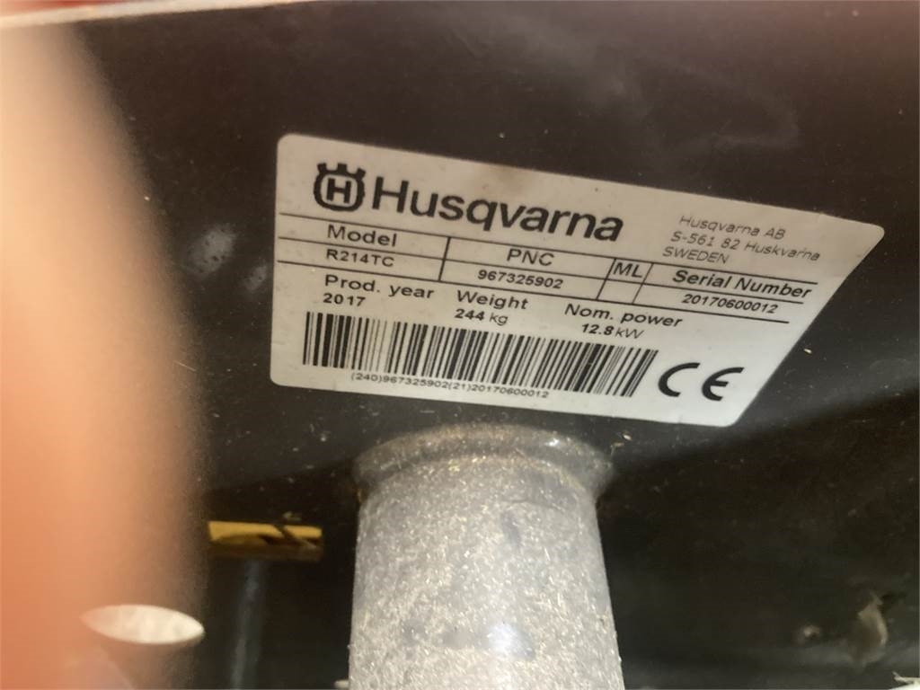 Husqvarna R214TC - Косачка за трева: снимка 2 Husqvarna R214TC - Косачка за трева: снимка 2