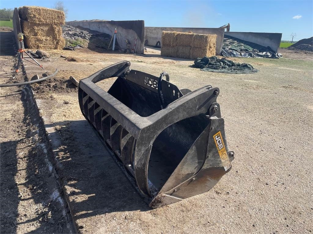 JCB POWERGRAB 240 - Кофа за товарач за Селскостопанска техника: снимка 1 JCB POWERGRAB 240 - Кофа за товарач за Селскостопанска техника: снимка 1