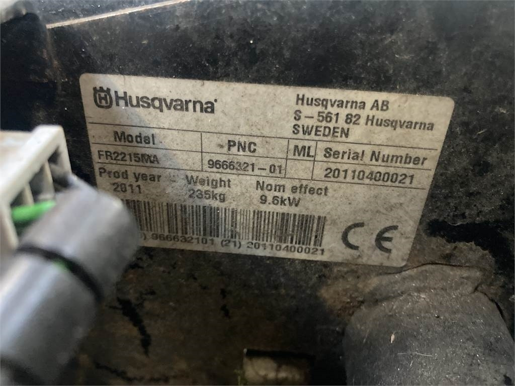 Jonsered FR2215MA - Трактор за комунални дейности: снимка 3 Jonsered FR2215MA - Трактор за комунални дейности: снимка 3
