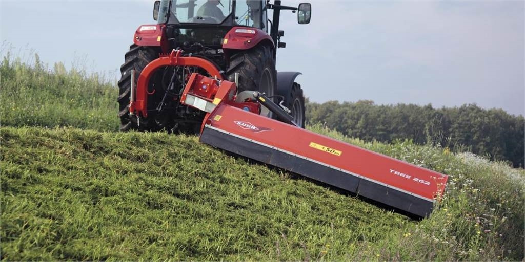 Kuhn TBES262 - Шредер със странично изместване: снимка 1 Kuhn TBES262 - Шредер със странично изместване: снимка 1