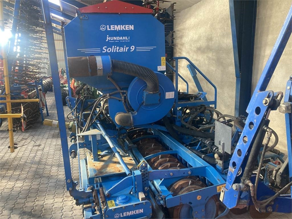 Lemken SOLITAIR 9 4 MTR. - Комбинирана сеялка: снимка 3 Lemken SOLITAIR 9 4 MTR. - Комбинирана сеялка: снимка 3