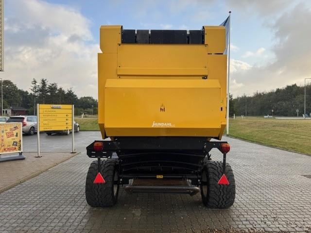 New Holland BR7070 - Рулонна сламопреса: снимка 4 New Holland BR7070 - Рулонна сламопреса: снимка 4
