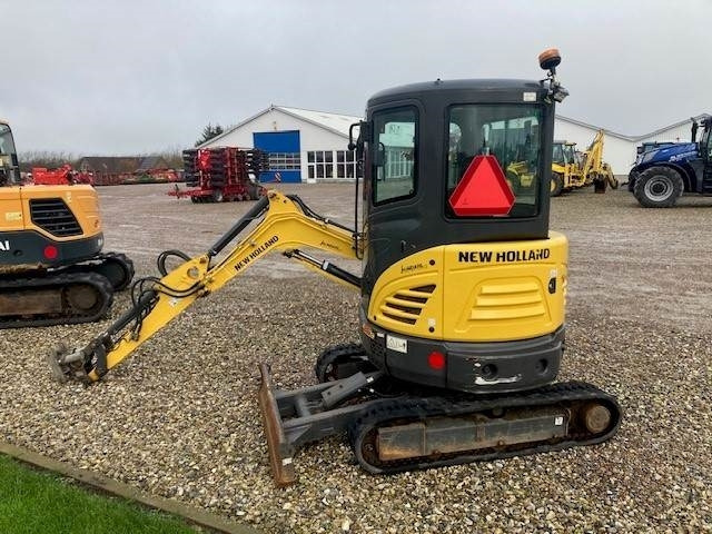New Holland E26C minigraver - Мини багер: снимка 3 New Holland E26C minigraver - Мини багер: снимка 3