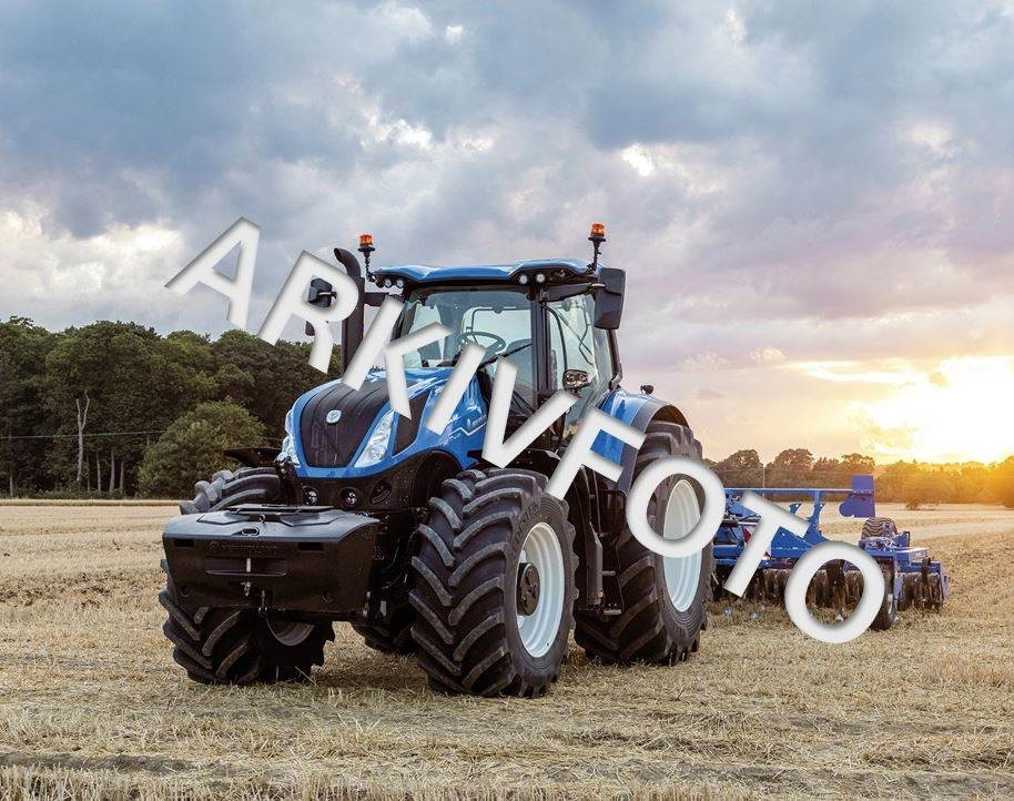 New Holland T7.340 HD AC NEW GEN - Трактор: снимка 1 New Holland T7.340 HD AC NEW GEN - Трактор: снимка 1