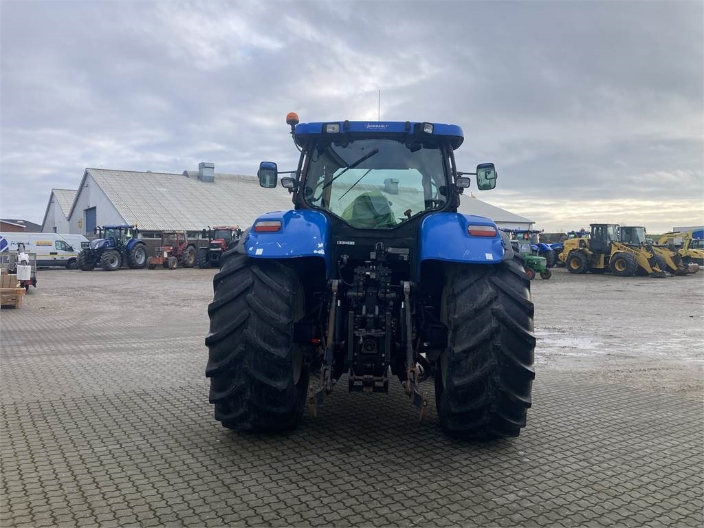 New Holland T7050 - Трактор: снимка 4 New Holland T7050 - Трактор: снимка 4