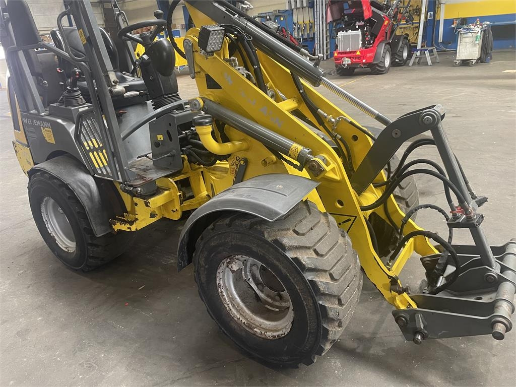 Weidemann 1280 PLUS 35HK - Компактен товарач: снимка 3 Weidemann 1280 PLUS 35HK - Компактен товарач: снимка 3