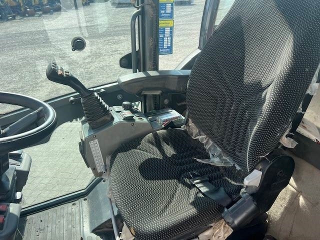 Weidemann 5080 STAGE V - Компактен товарач: снимка 5 Weidemann 5080 STAGE V - Компактен товарач: снимка 5