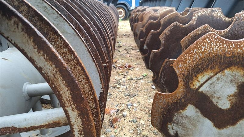 Agro - TOM 4 Meters DISC HARVE - Дискова брана: снимка 4 Agro - TOM 4 Meters DISC HARVE - Дискова брана: снимка 4