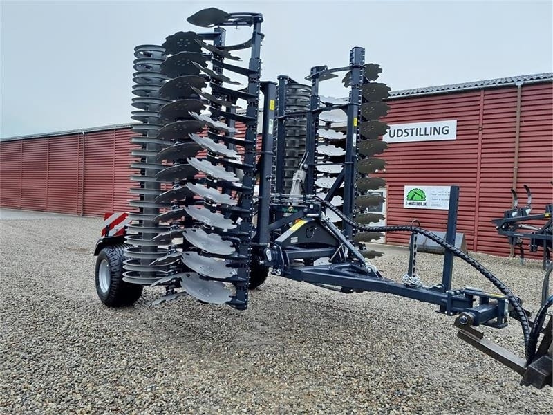 Agro - TOM 6 Meter discharve Agro-Tom 6 m. bugseret di - Дискова брана: снимка 1 Agro - TOM 6 Meter discharve Agro-Tom 6 m. bugseret di - Дискова брана: снимка 1