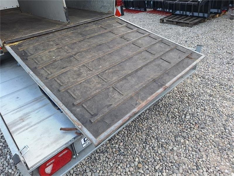 Лизинг на Brenderup 33 K HESTETRAILER  Brenderup 33 K HESTETRAILER: снимка 7