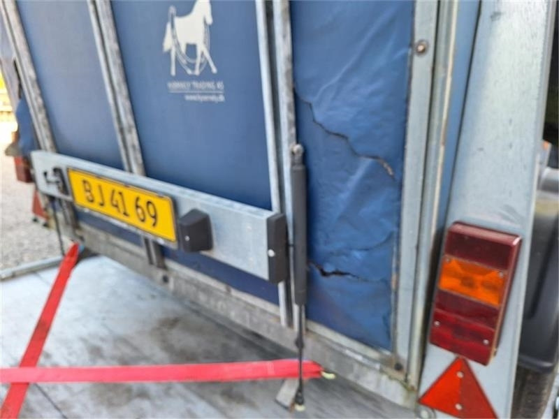 Brenderup 33 K HESTETRAILER - Ремарке за коне: снимка 3 Brenderup 33 K HESTETRAILER - Ремарке за коне: снимка 3