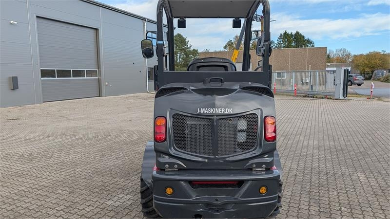 Danloader 1020 D - Компактен товарач: снимка 5 Danloader 1020 D - Компактен товарач: снимка 5