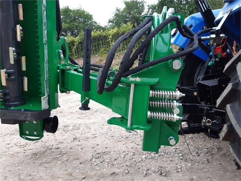 Dk-Tec slagleklipper 240 svær model - Косачка: снимка 3 Dk-Tec slagleklipper 240 svær model - Косачка: снимка 3