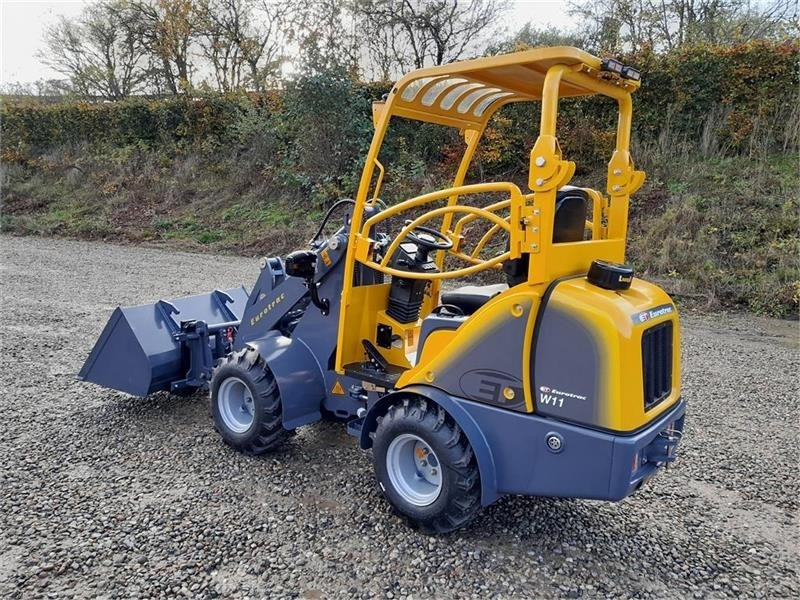 Eurotrac W11 - Компактен товарач: снимка 3 Eurotrac W11 - Компактен товарач: снимка 3