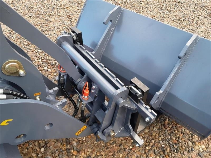 Компактен товарач Eurotrac W11: снимка 16 Компактен товарач Eurotrac W11: снимка 16