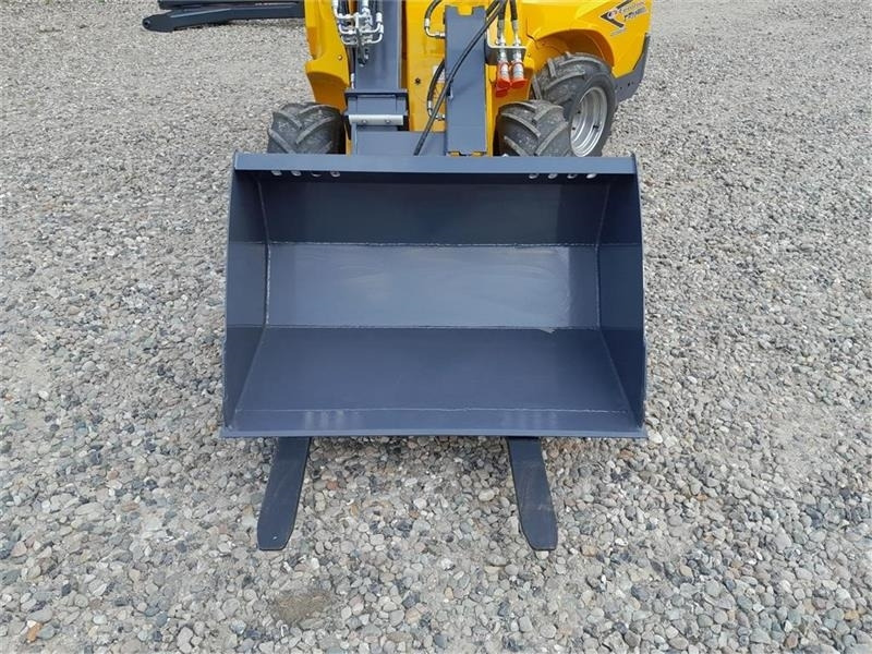 Eurotrac W11 Teleskop - Телескопичен колесен товарач: снимка 5 Eurotrac W11 Teleskop - Телескопичен колесен товарач: снимка 5