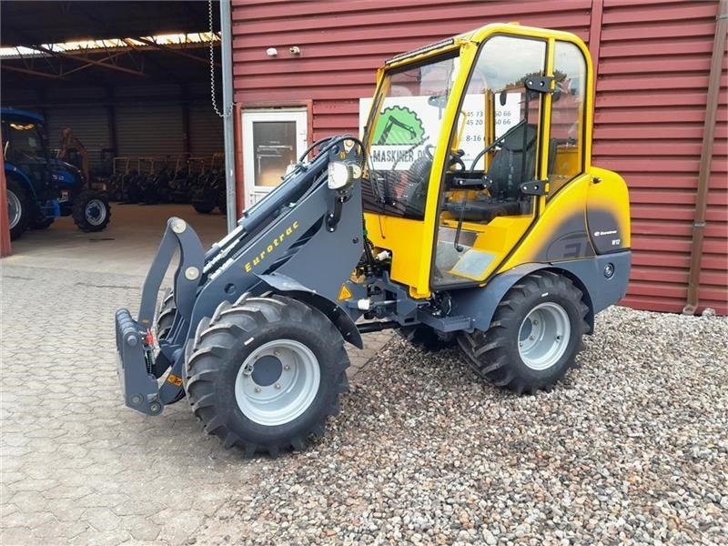 Eurotrac W12S med førerhus, skovl og gafler - Колесен товарач: снимка 2 Eurotrac W12S med førerhus, skovl og gafler - Колесен товарач: снимка 2