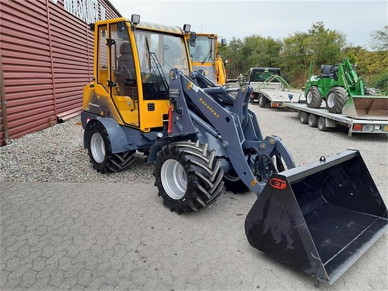 Eurotrac w13f - Компактен товарач: снимка 5 Eurotrac w13f - Компактен товарач: снимка 5