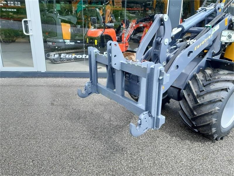 FK Machinery 3 PUNKTS OPHÆNG - Бързо сменник за Строителна техника: снимка 1 FK Machinery 3 PUNKTS OPHÆNG - Бързо сменник за Строителна техника: снимка 1