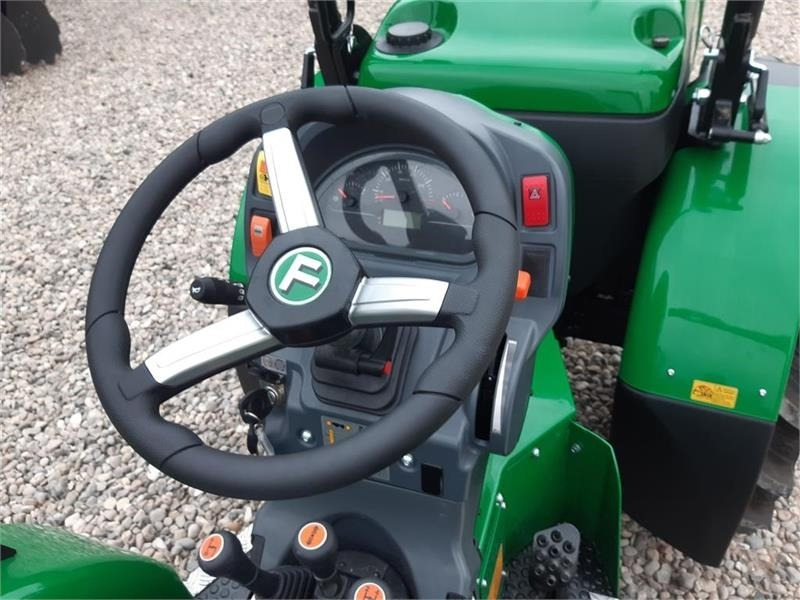 Ferrari alle modeller  - Трактор за комунални дейности: снимка 5 Ferrari alle modeller  - Трактор за комунални дейности: снимка 5