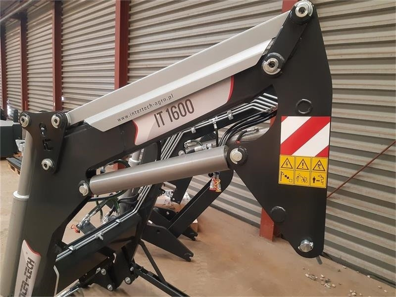 Inter-Tech 1600 - Челен товарач за трактор: снимка 3 Inter-Tech 1600 - Челен товарач за трактор: снимка 3