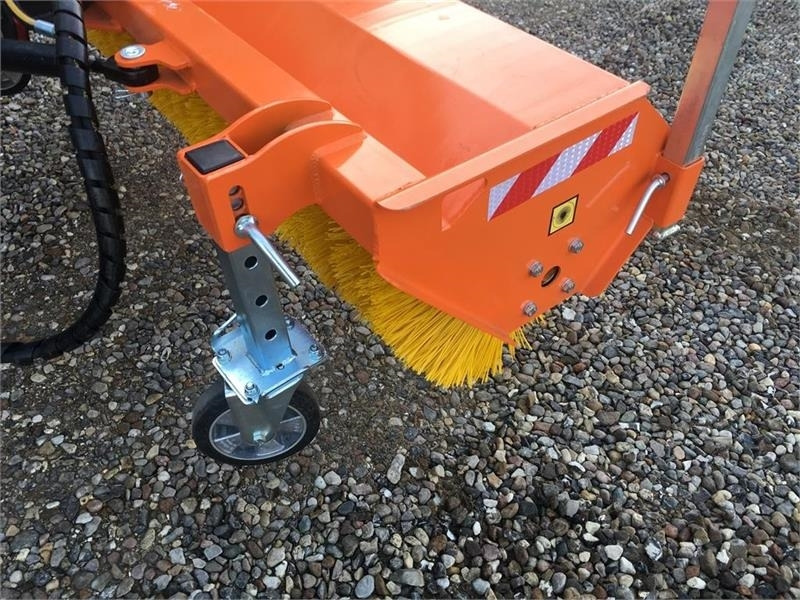 - - - J-Maskiner 180 kost - Четка: снимка 5 - - - J-Maskiner 180 kost - Четка: снимка 5