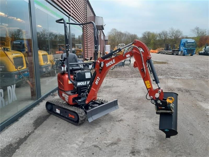 Mole M12 1250 kg graver - Мини багер: снимка 3 Mole M12 1250 kg graver - Мини багер: снимка 3