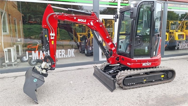 Mole M25 ny - Мини багер: снимка 3 Mole M25 ny - Мини багер: снимка 3