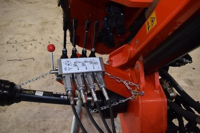 - - - boxer - Прикачен инвентар за Трактор за комунални дейности: снимка 5 - - - boxer - Прикачен инвентар за Трактор за комунални дейности: снимка 5