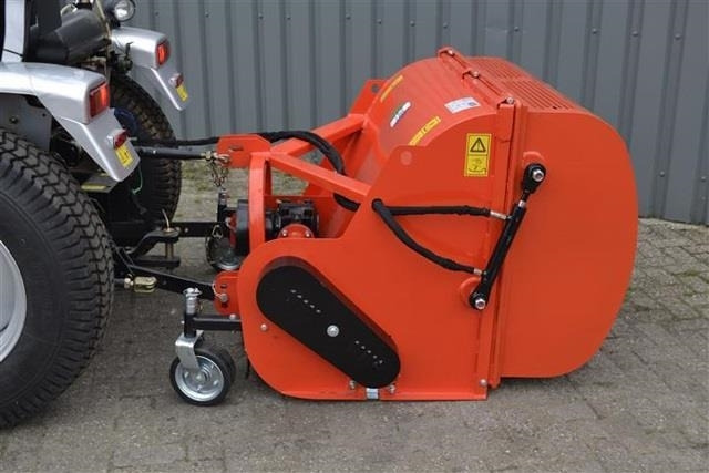 - - - boxer - Прикачен инвентар за Трактор за комунални дейности: снимка 1 - - - boxer - Прикачен инвентар за Трактор за комунални дейности: снимка 1