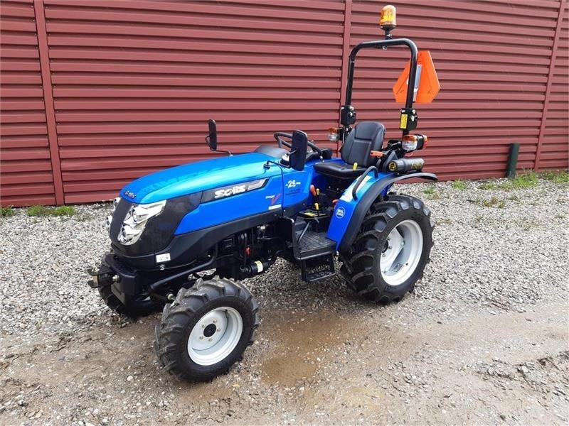 Solis 26 servostyring og brede traktor dæk - Трактор за комунални дейности: снимка 1 Solis 26 servostyring og brede traktor dæk - Трактор за комунални дейности: снимка 1
