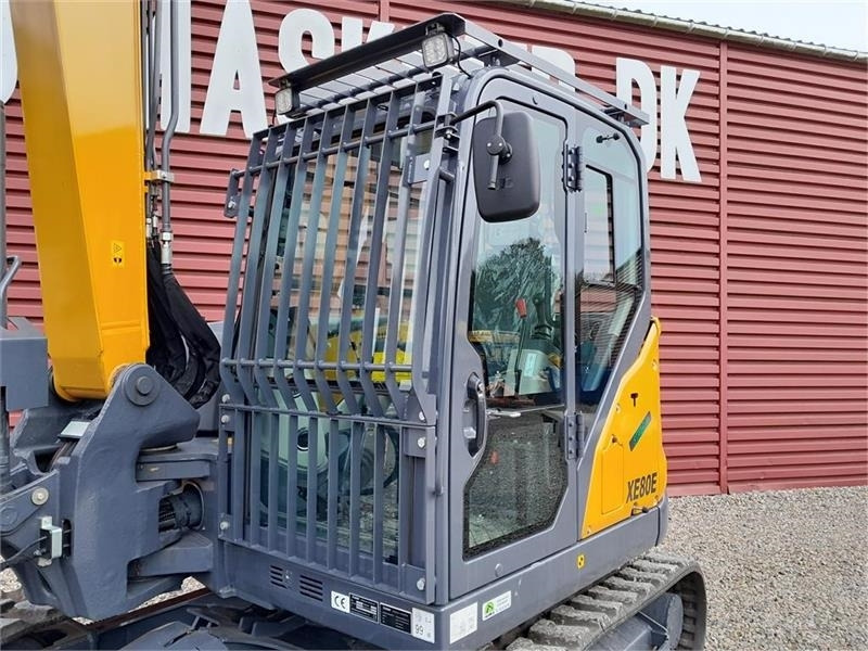 Верижен багер XCMG XE80E: снимка 8