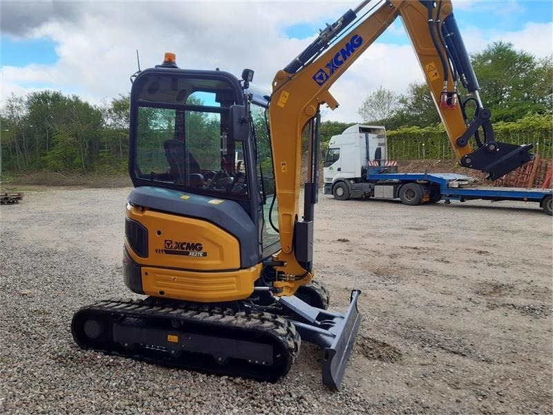 XCMG xe27e - Мини багер: снимка 1 XCMG xe27e - Мини багер: снимка 1