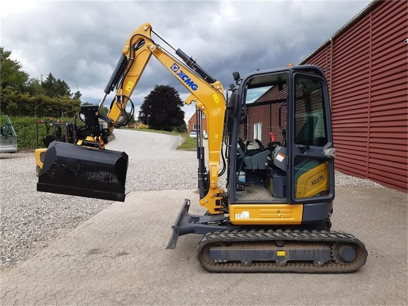 XCMG xe27e - Мини багер: снимка 1 XCMG xe27e - Мини багер: снимка 1