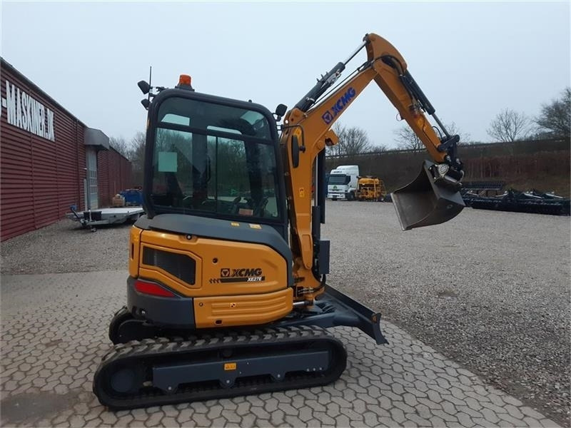 XCMG xe27e - Мини багер: снимка 1 XCMG xe27e - Мини багер: снимка 1