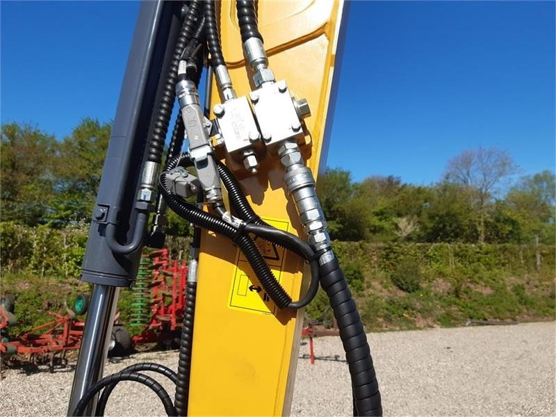 XCMG xe27e med rototilt - Мини багер: снимка 4 XCMG xe27e med rototilt - Мини багер: снимка 4